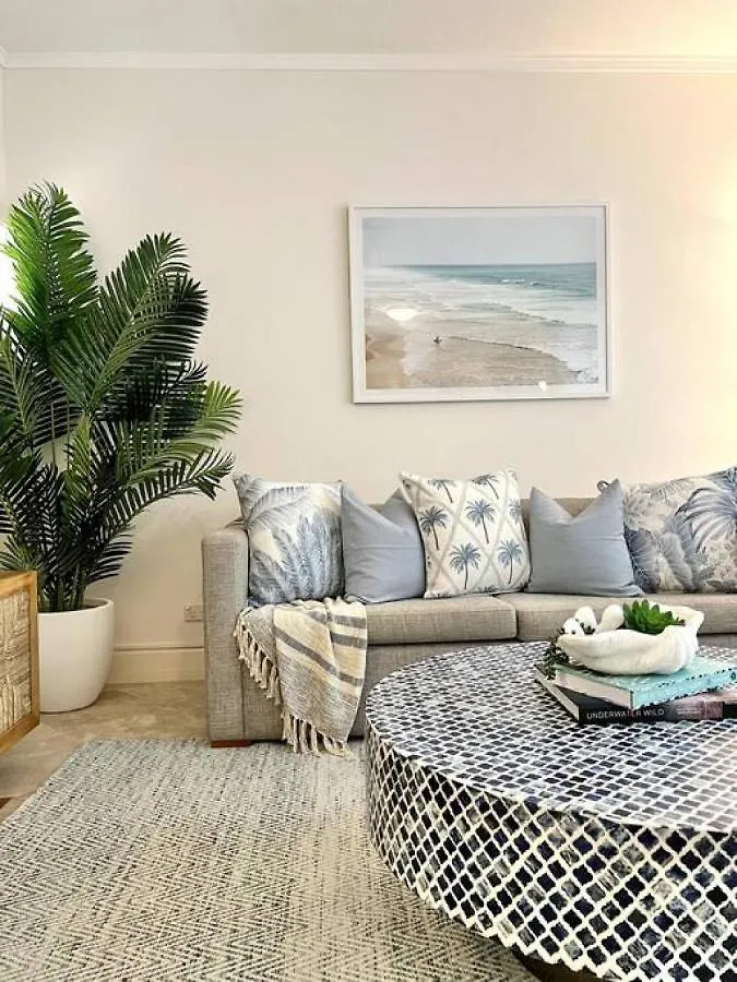 216 Hastings Street Luxury Apartment Walk To Beach Noosa Heads